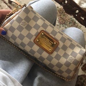 Louis Vuitton Eva clutch